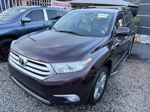 Toyota Highlander 2012 Brown