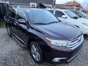 Toyota Highlander 2012 Brown