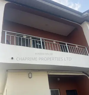 3bdrm Apartment in Federal Peace Estate, Iseri Olofin for rent