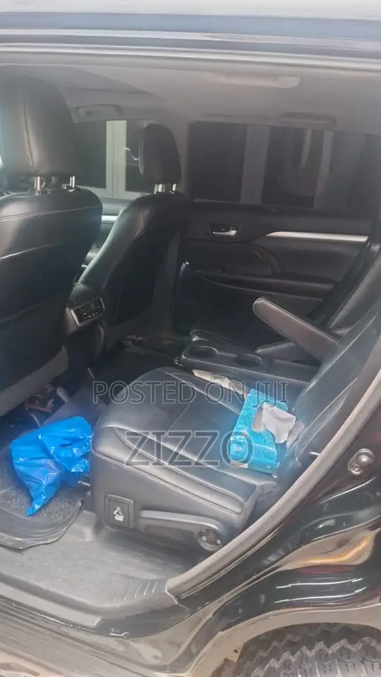 Toyota Highlander 2014 Black