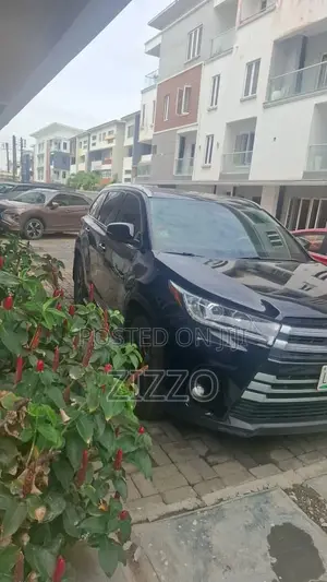 Toyota Highlander 2014 Black