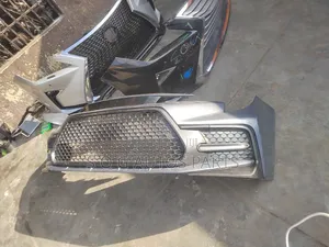 Complete Front Bumper Corrola 2021 SE