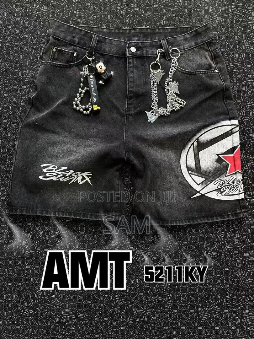 Short Jeans
