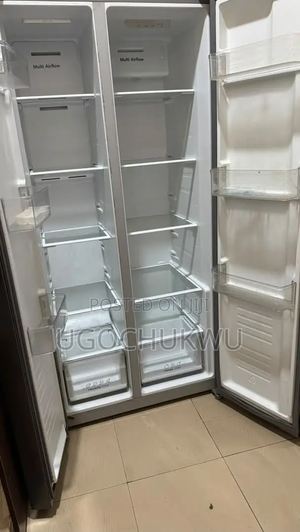Hisense 436L Side-by-Side Refrigerator RC 55WS
