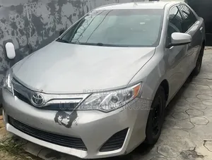 Toyota Camry 2012 Silver