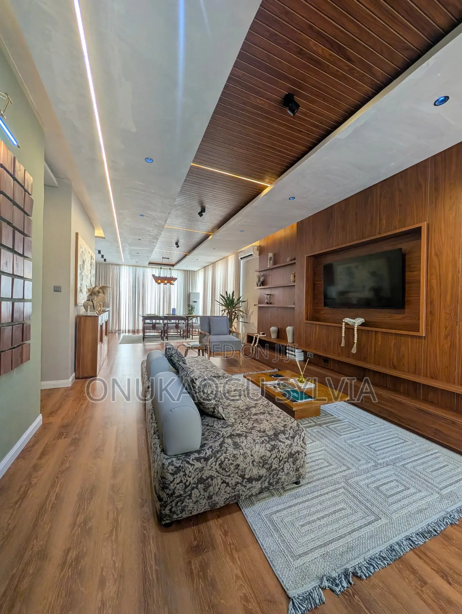 3 Bedroom Minimalist Cottage With Pool