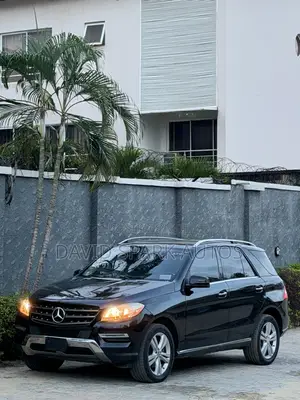 Mercedes-Benz M Class ML350 4MATIC 4dr SUV AWD (3.5L 6cyl 7A) 2015