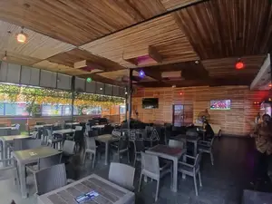 Spacious Commercial Property for Rent