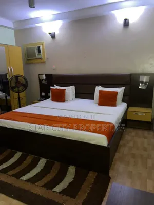 19 Rooms Hotel With Bar and Swimming Pool and Parking Space