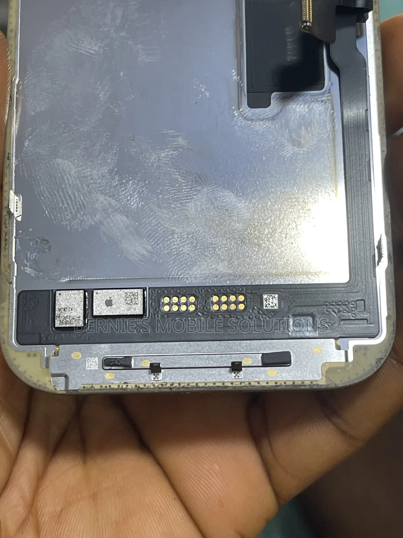 Follow Come iPhone 16pro Screen