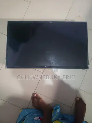 32 Inch Hisense TV