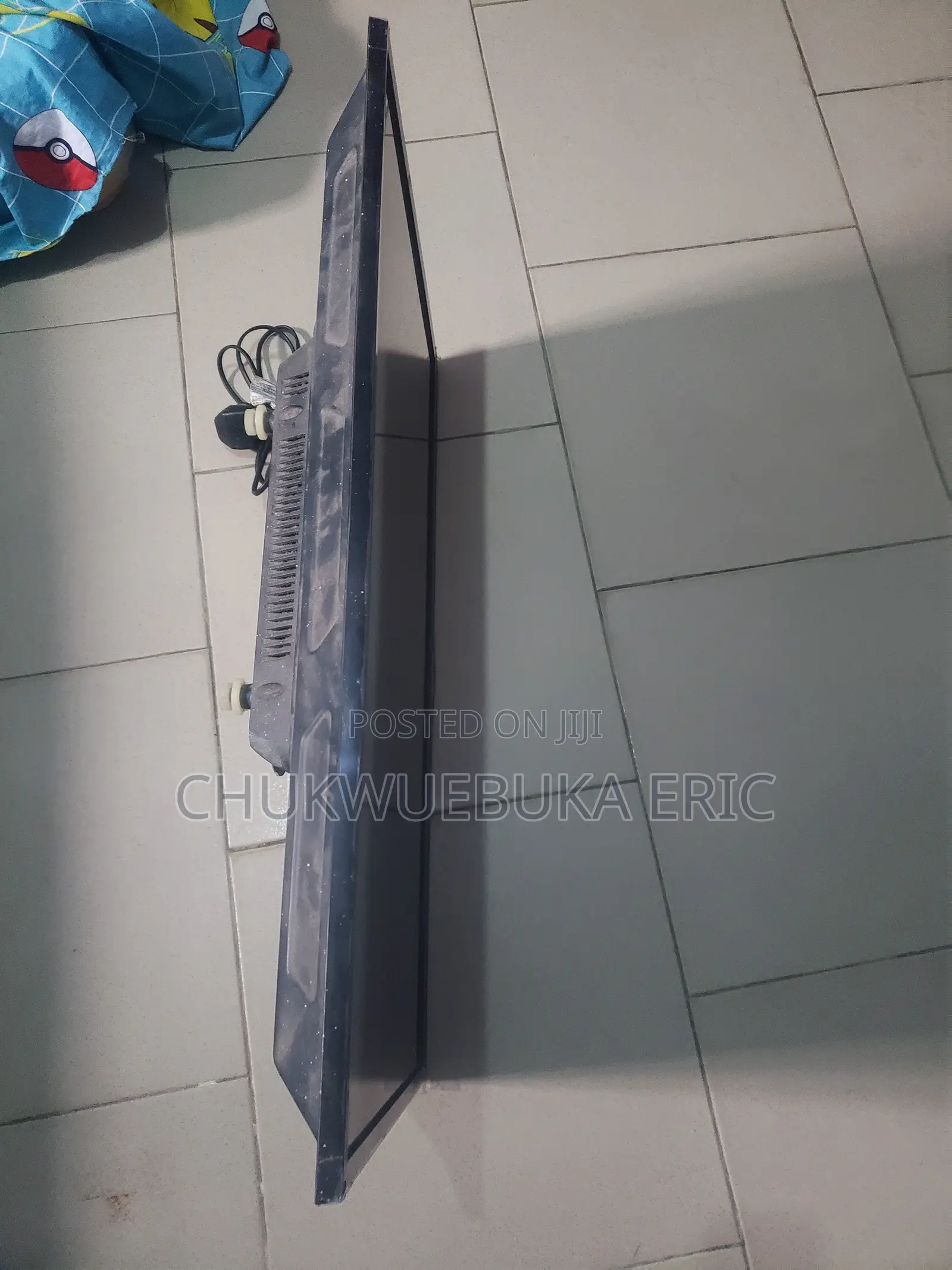 32 Inch Hisense TV