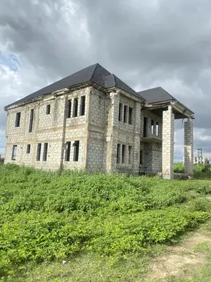 4bdrm Mansion in Vallinton Estate, Kiami for sale