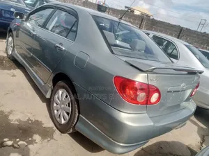 Toyota Corolla 2004 Green