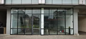 Curtain Wall With Plain Glass
