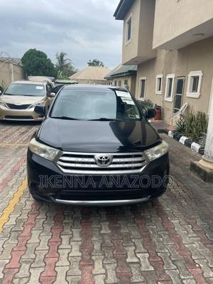 Toyota Highlander Plus 3.5L 4WD 2013 Black