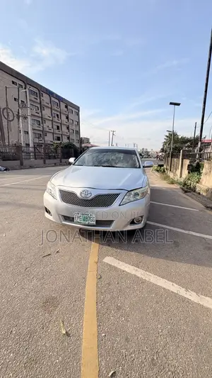 Toyota Camry 2008 Silver