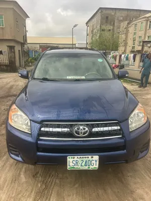 Toyota RAV4 2010 Blue