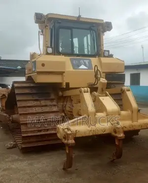 Brand New Cat Bulldozer With Reaper