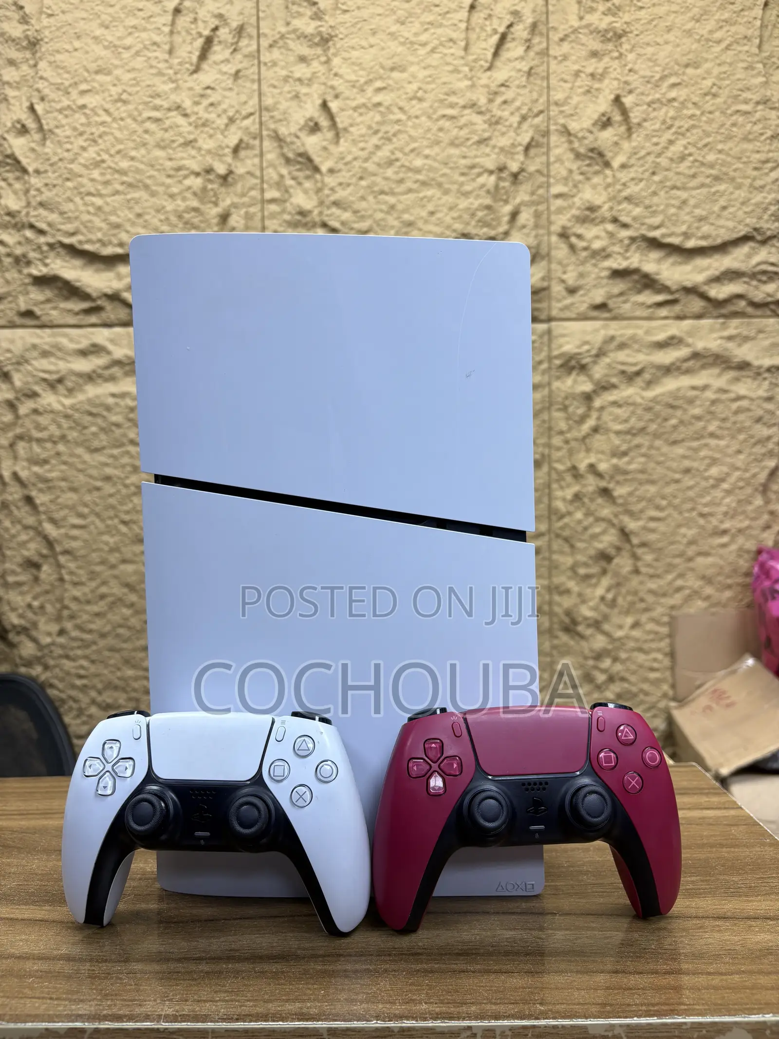 PlayStation 5 + 2Controllers