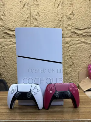 PlayStation 5 + 2Controllers