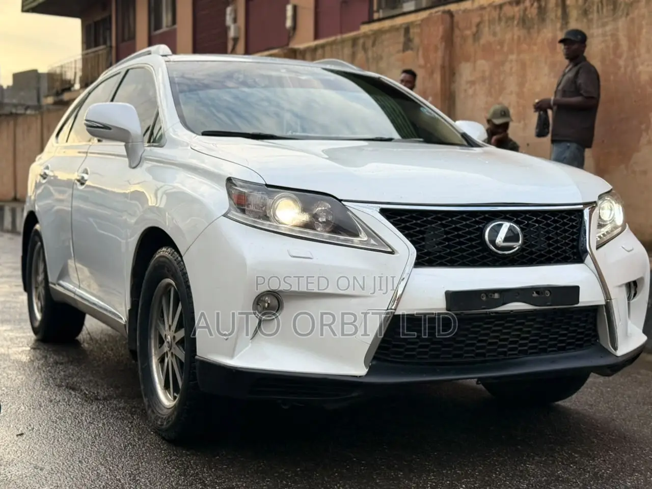 Lexus RX 2021 Gold