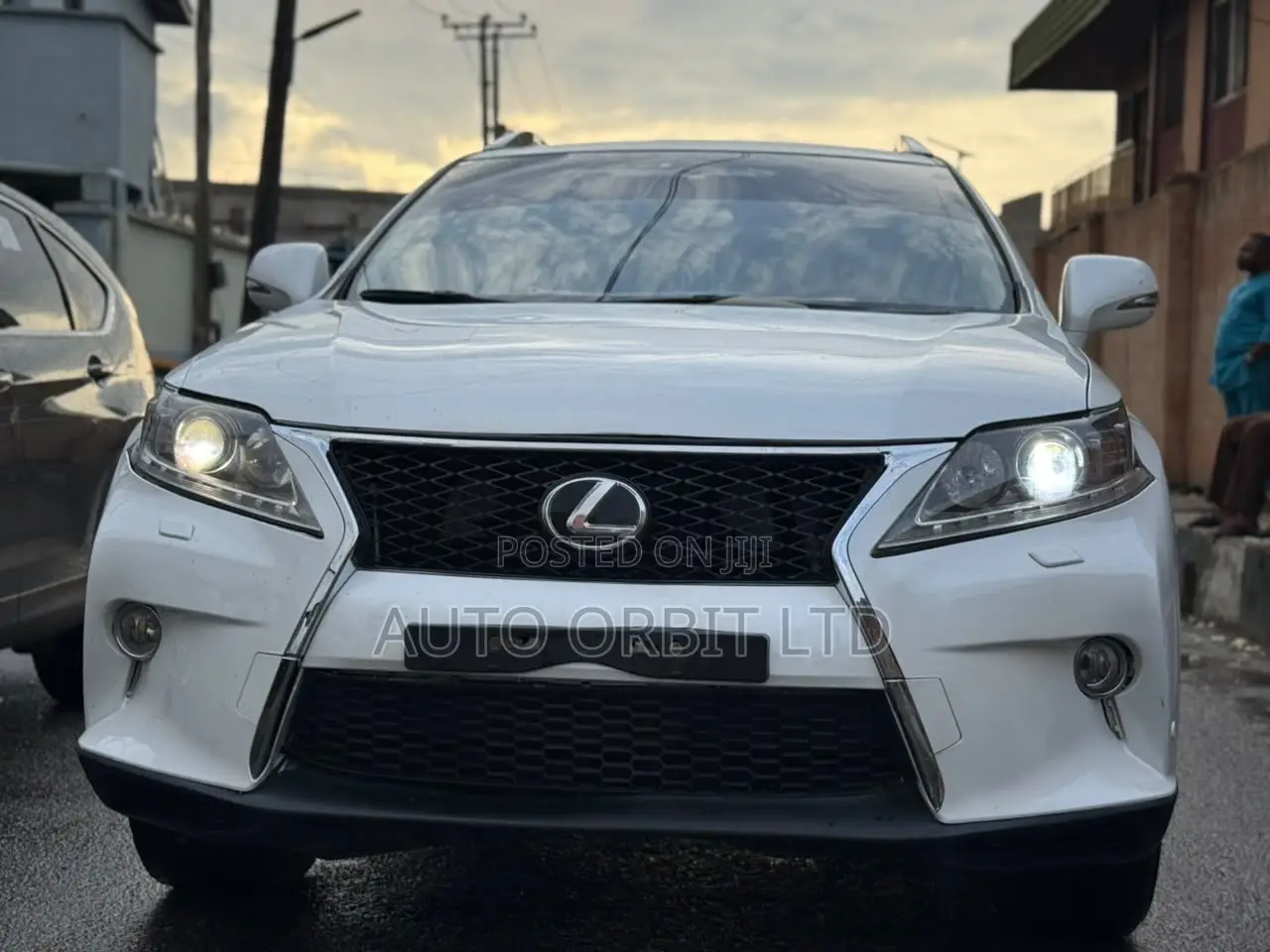 Lexus RX 2021 Gold
