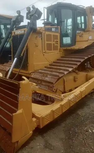 Brand New Cat Bulldozer