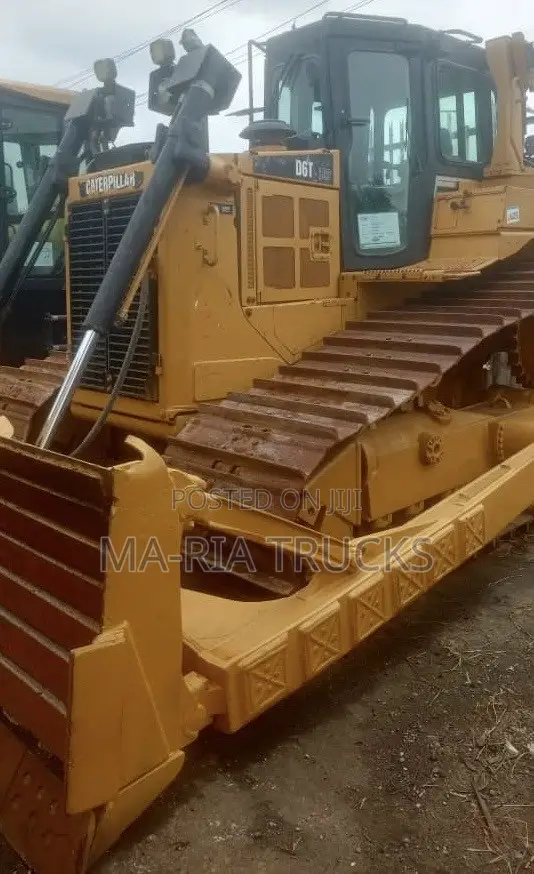 Brand New Cat Bulldozer