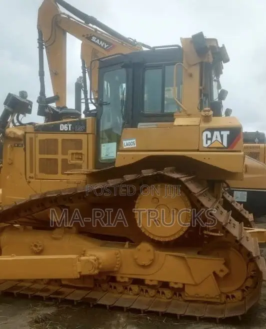 Brand New Cat Bulldozer