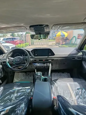 Hyundai Elantra SE 2021 Gray