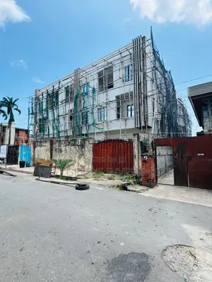 4bdrm Duplex in Surulere for sale
