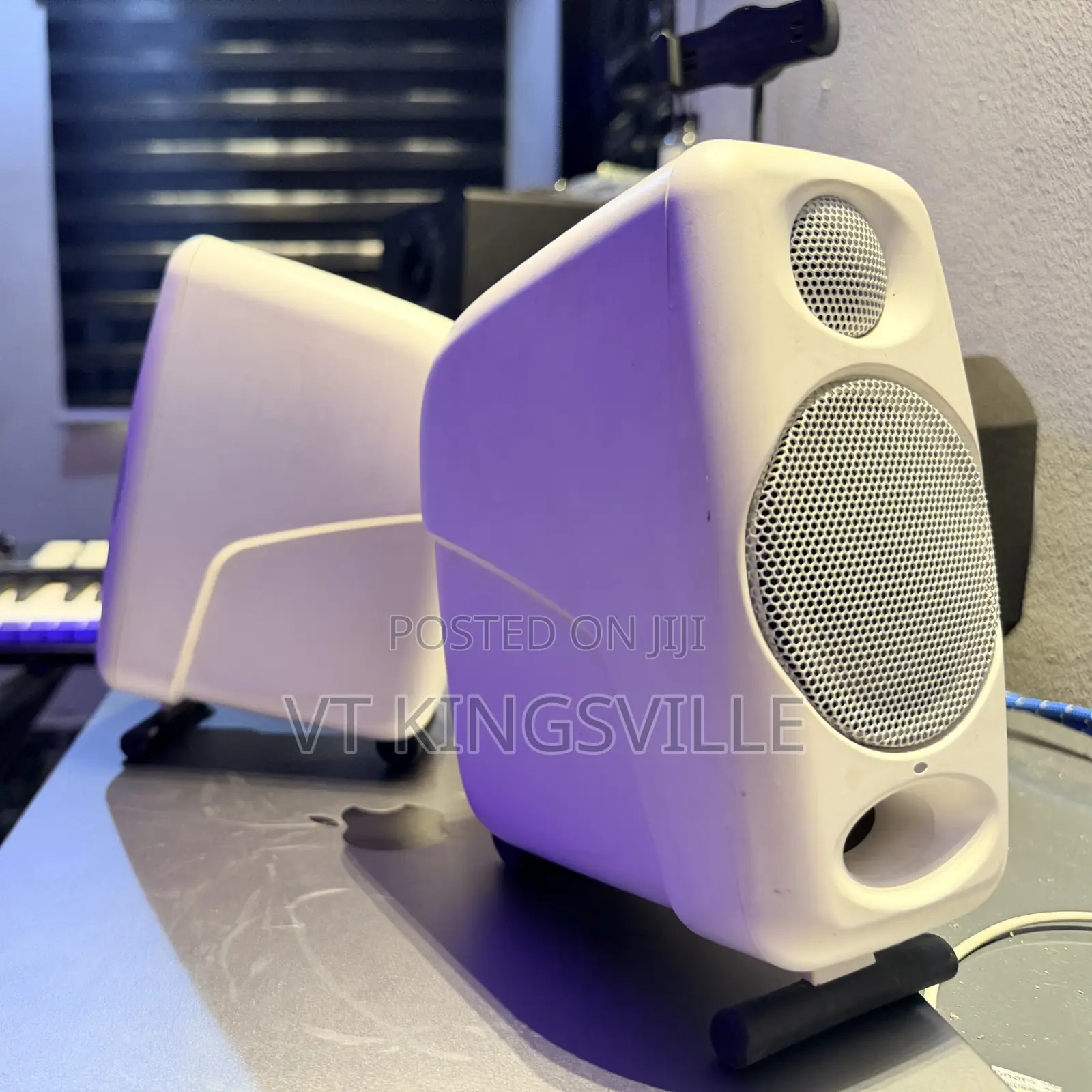 IK Multimedia iLoud Micro Monitors