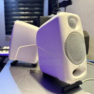 IK Multimedia iLoud Micro Monitors