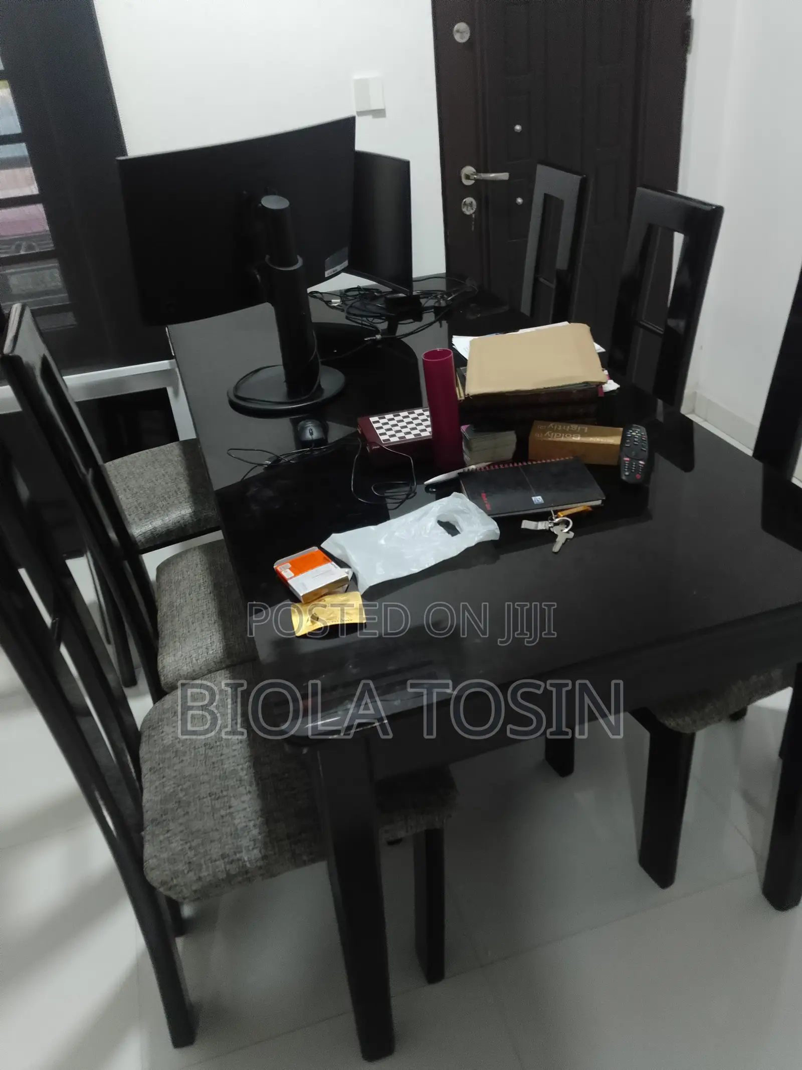 6 Seater Glass Top Dinning Table