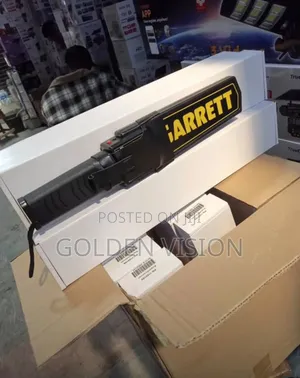 Garret Super Handheld Metal Detection Scanner With FREE 9 Volt Battery