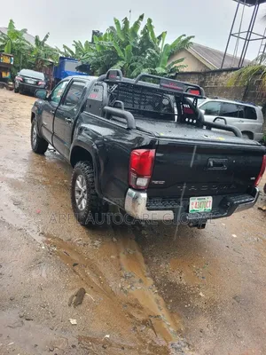 Booth Cover for Toyota Tacoma 2017 Model
