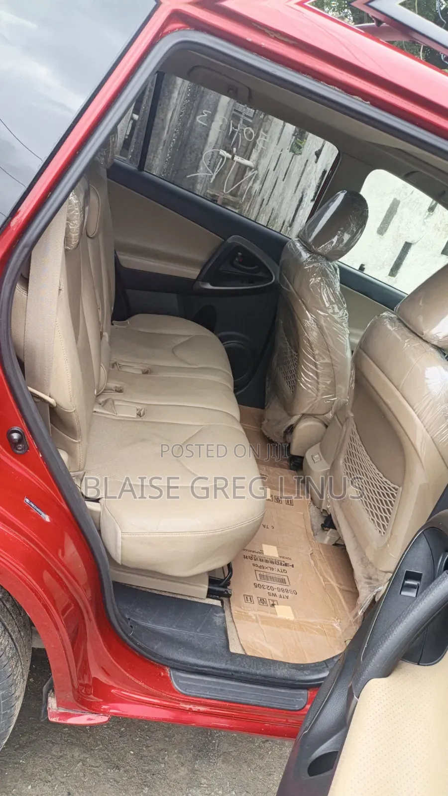 Toyota RAV4 2010 Red