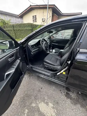 Toyota Camry SE 4dr Sedan (2.5L 4cyl 6A) 2015 Black