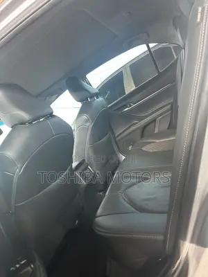 Toyota Camry XSE (2.5L 4cyl 8A) 2019 Silver