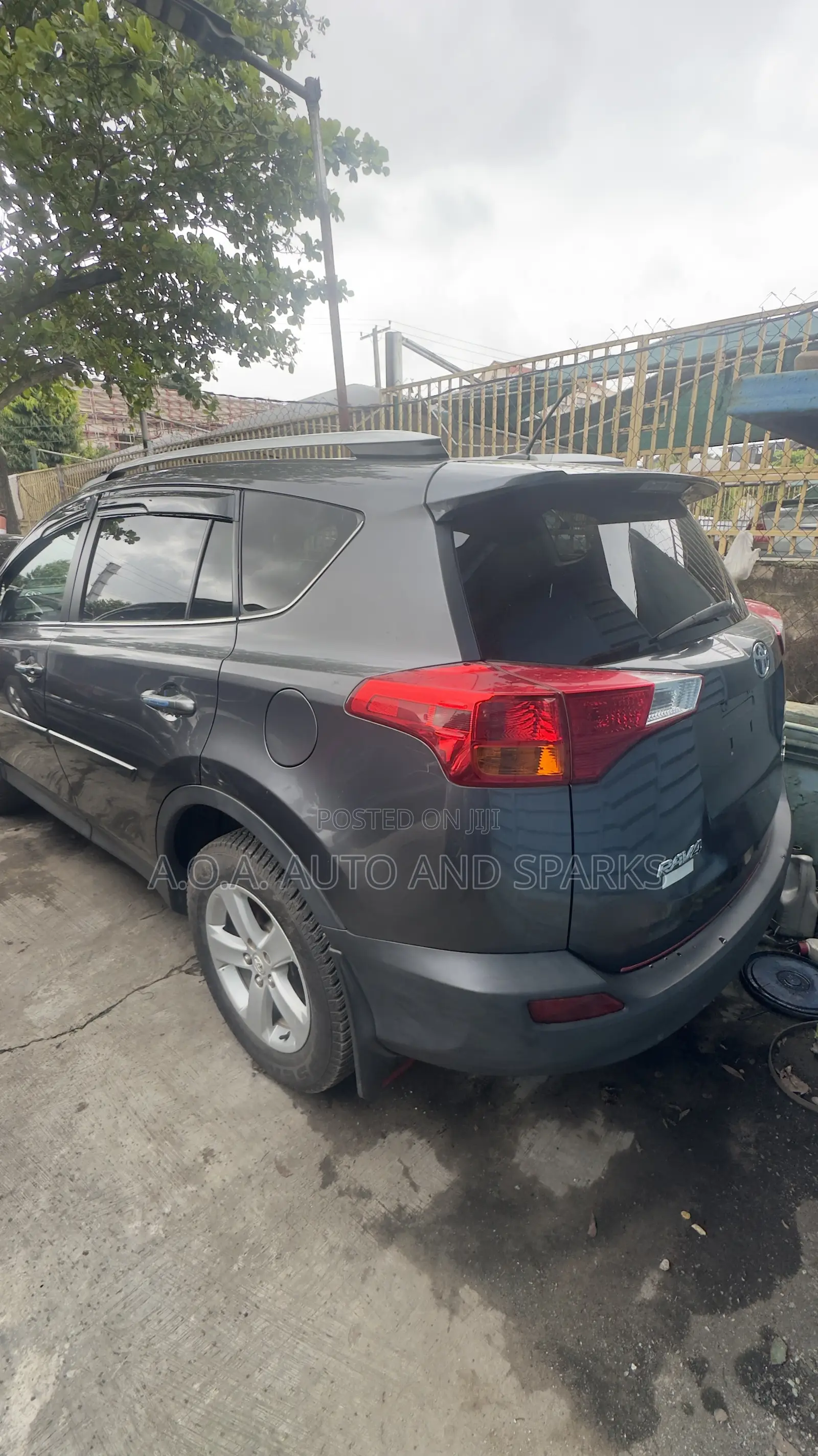 Toyota RAV4 2015 Gray