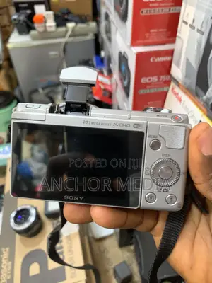 Uk Used Sony A5000 With 16-50mm Lens