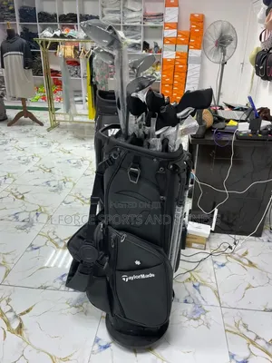 TaylorMade Qi40 Golf Set