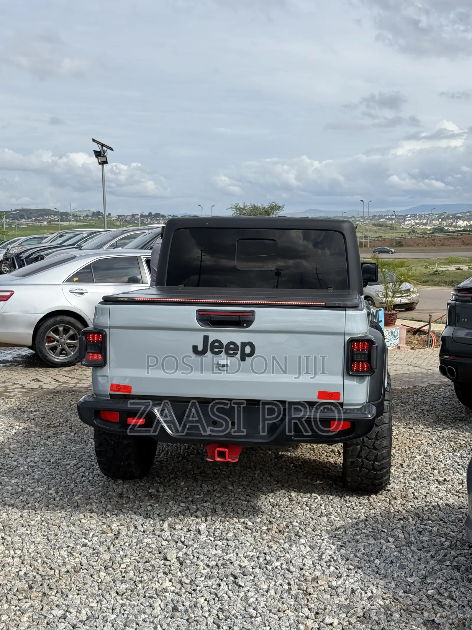 Jeep Gladiator 2020 Gray