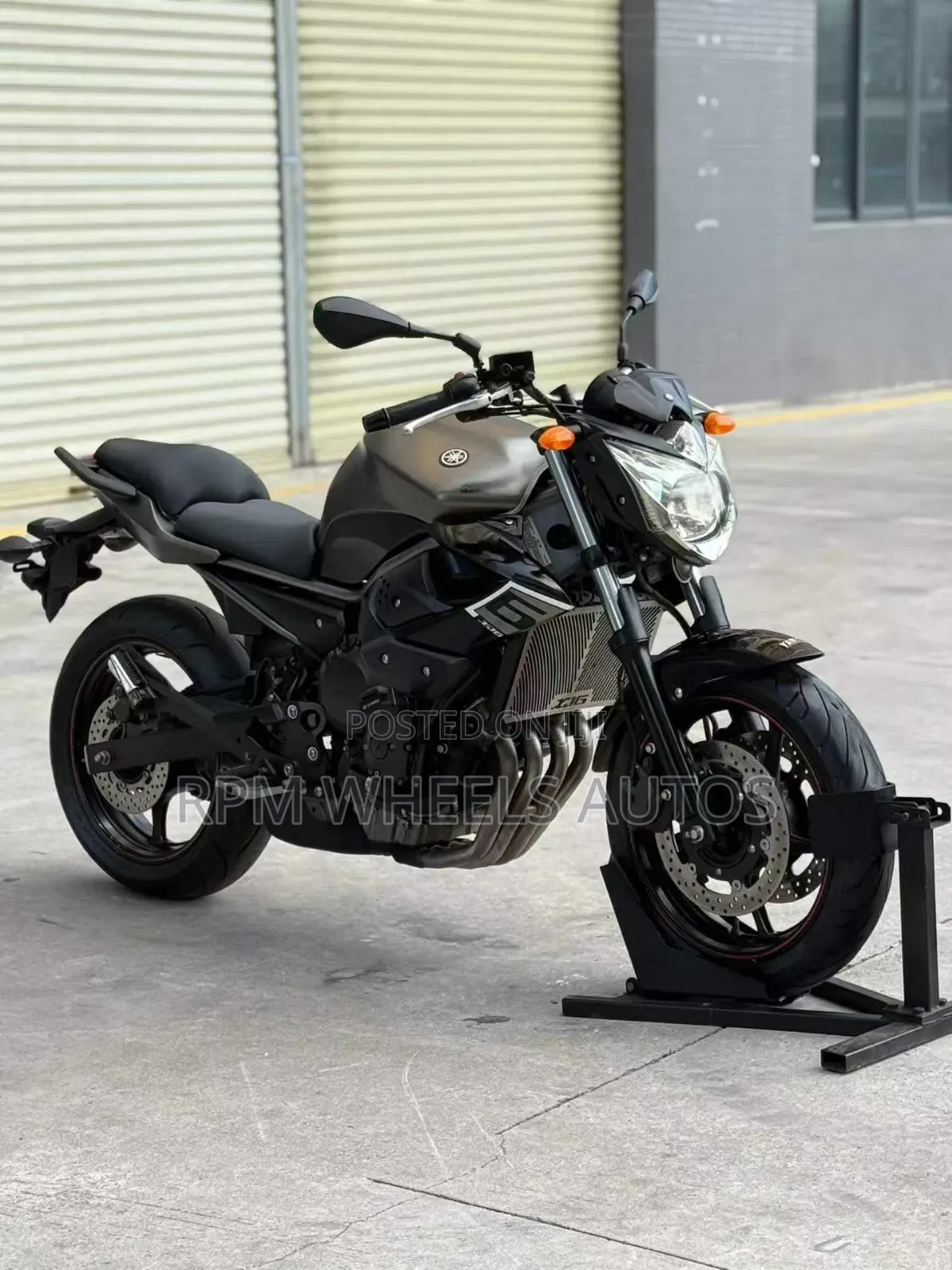Yamaha 2015 Black