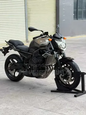 Yamaha 2015 Black