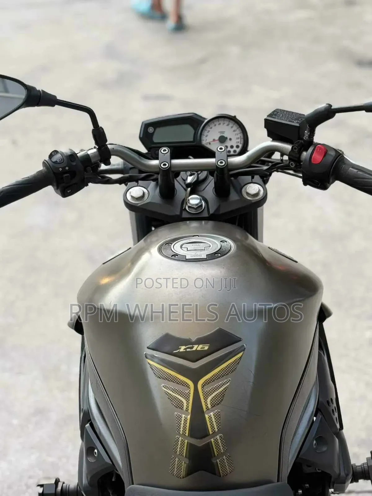 Yamaha 2015 Black