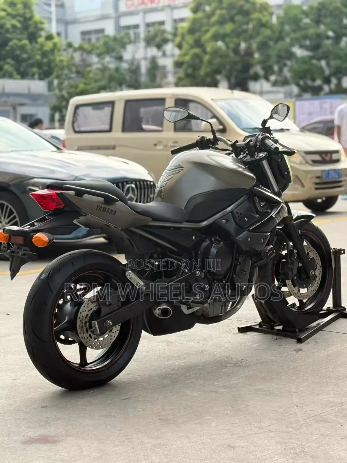Yamaha 2015 Black