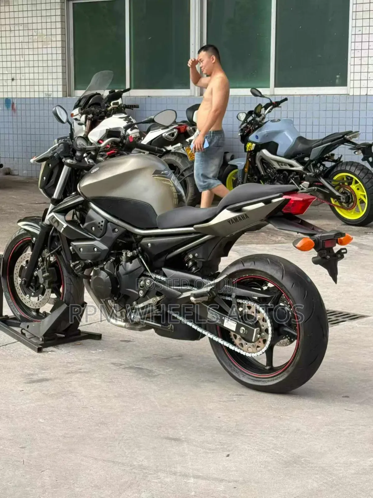 Yamaha 2015 Black