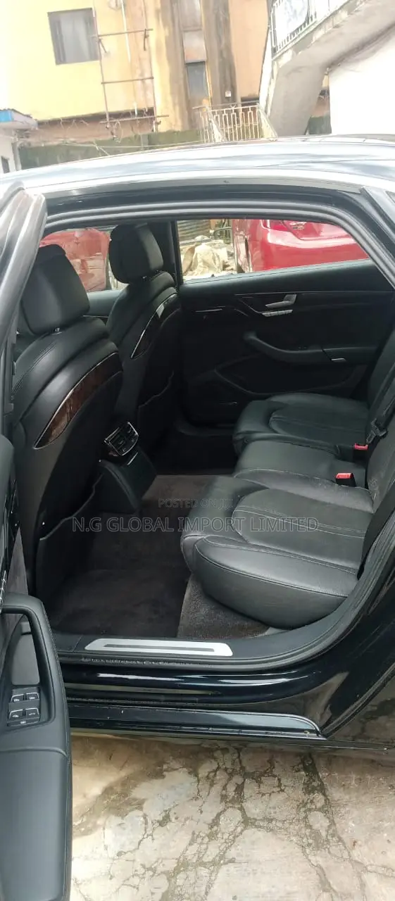Audi A8 L 4.0T 2013 Black